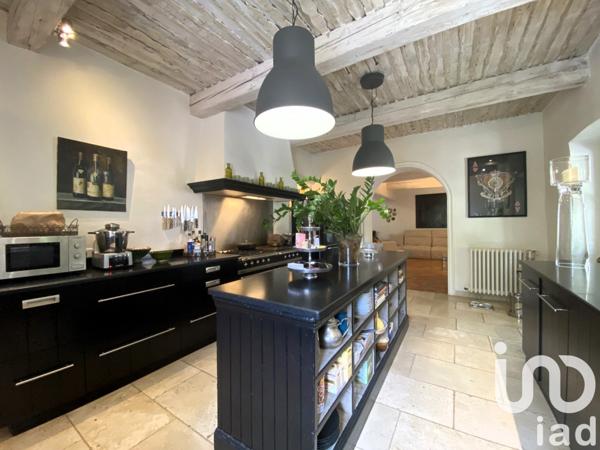 Mas 14 pièces de 420 m² à Gordes (84220)
