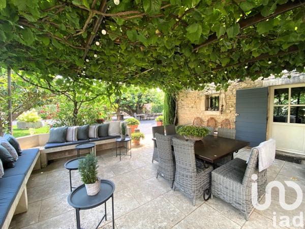Mas 14 pièces de 420 m² à Gordes (84220)