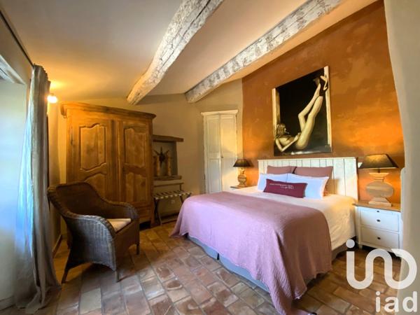 Mas 14 pièces de 420 m² à Gordes (84220)