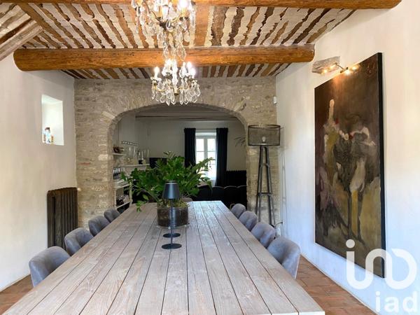 Mas 14 pièces de 420 m² à Gordes (84220)
