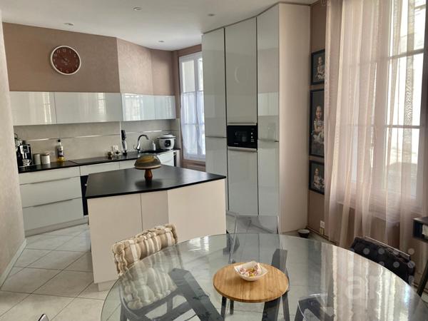 Maison  5 pièce(s) 150 m2