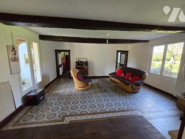 Maison à Vendre à Réalcamp (76340) en Seine-Maritime (76)

Cette maison d'une surface habitab...