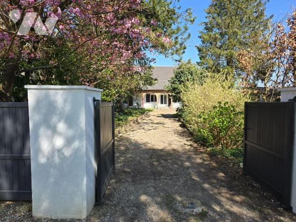 Maison à Vendre à Réalcamp (76340) en Seine-Maritime (76)

Cette maison d'une surface habitab...