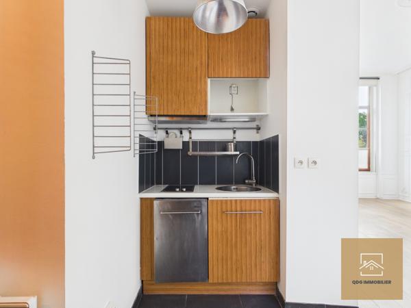 Lille Vieux-Lille – Appartement T2 avec terrasse, cachet de l’ancien et parking