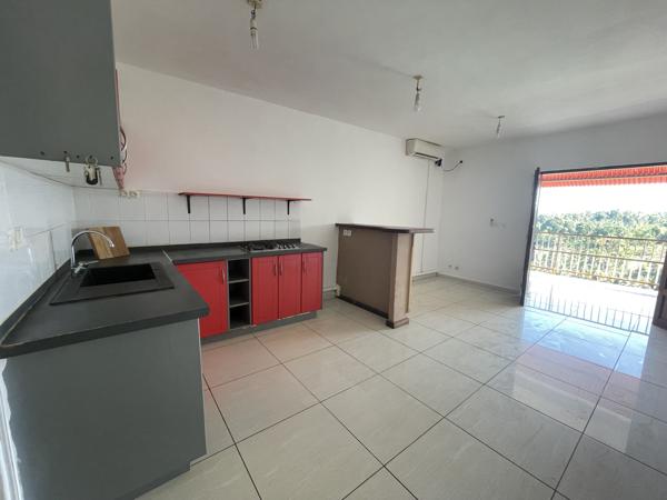 SPACIEUX T4 - VUE DEGAGEE TSINGONI