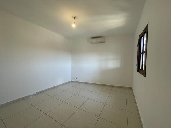 SPACIEUX T4 - VUE DEGAGEE TSINGONI