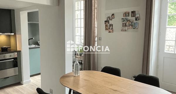 Location Studio 55 m² - Lyon 69005
