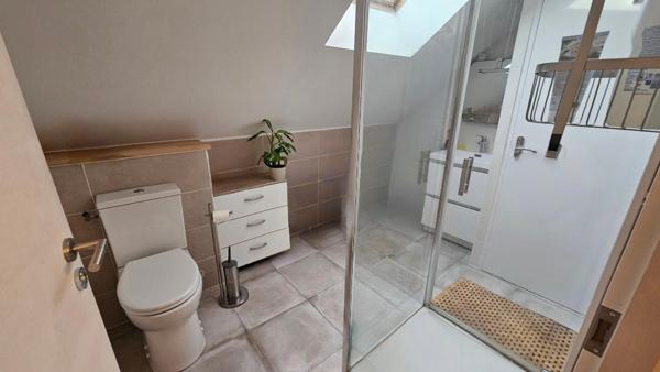 Grand espace de vie, 5 chambres, 2 salles de bain