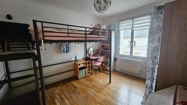 Grand espace de vie, 5 chambres, 2 salles de bain