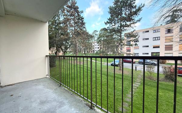 Appartement à vendre    4 pièces • 80 m2 Villecresnes