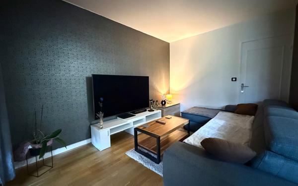 Appartement à vendre    4 pièces • 80 m2 Villecresnes