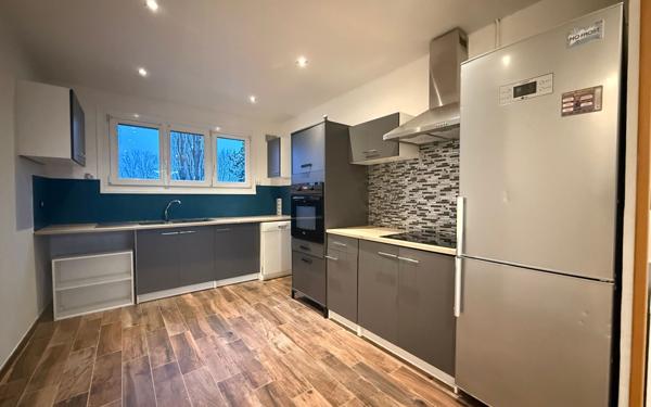 Appartement à vendre    4 pièces • 80 m2 Villecresnes