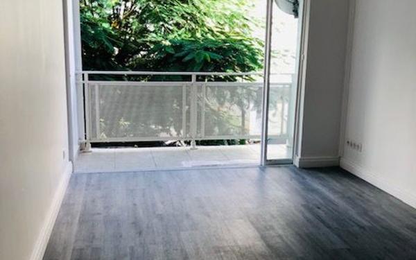 Appartement à vendre    3 pièces • 47 m2 Pointe-à-Pitre