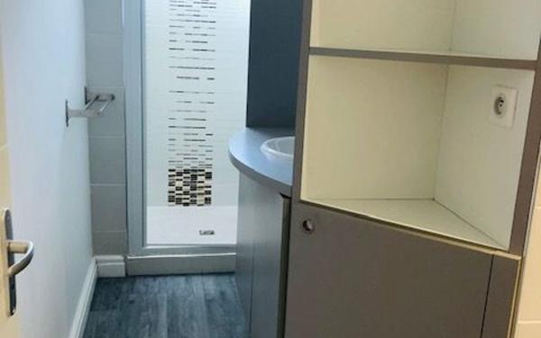 Appartement à vendre    3 pièces • 47 m2 Pointe-à-Pitre