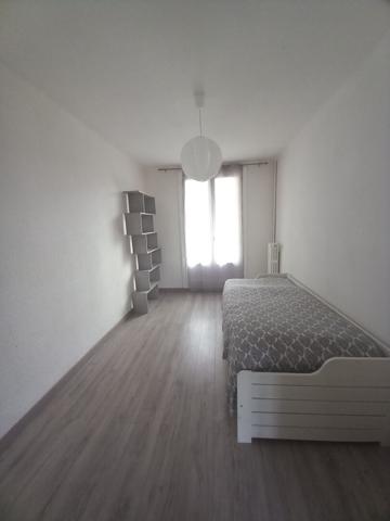 Appartement Manosque 3 pièce(s) 55 m2 semi meublé