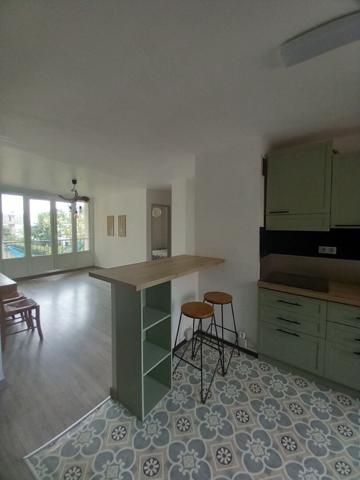 Appartement Manosque 3 pièce(s) 55 m2 semi meublé