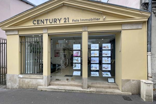 Appartement F4 à vendre  4 pièces - 89,64 m 2   VERSAILLES  - 78