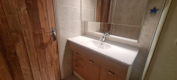 Le Grau-du-Roi (30240) À VENDRE : Charmant Studio avec Piscine