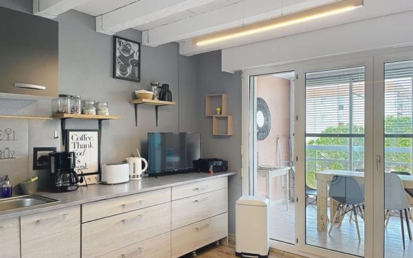 Appartement à vendre    2 pièces • 33 m2 Fréjus