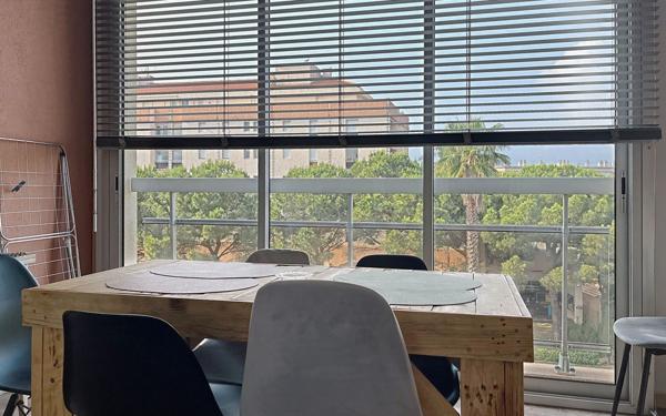 Appartement à vendre    2 pièces • 33 m2 Fréjus