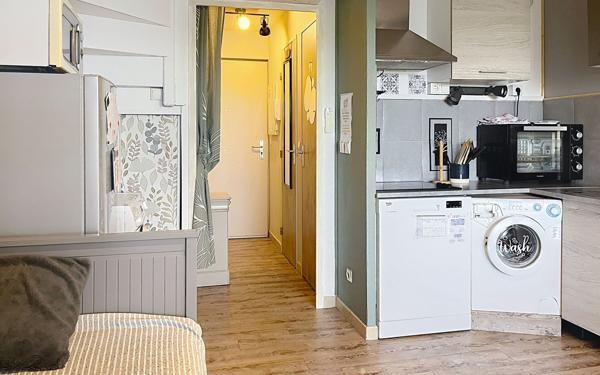 Appartement à vendre    2 pièces • 33 m2 Fréjus