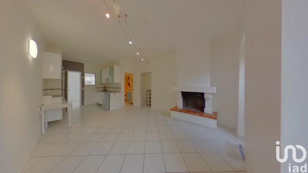 Appartement 2 pièces de 35 m² à Lieusaint (77127)