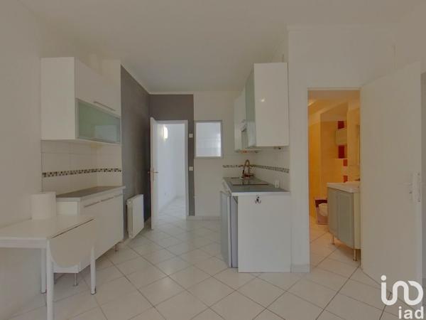 Appartement 2 pièces de 35 m² à Lieusaint (77127)