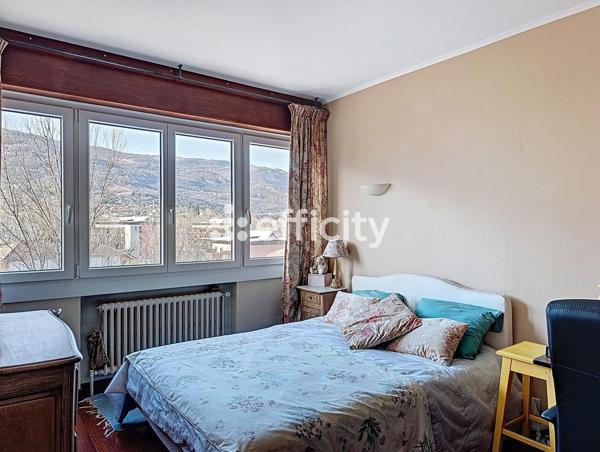 Appartement 4 pièces - 94 m²