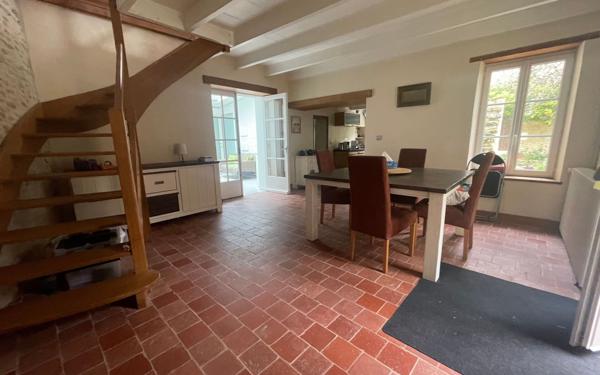 Maison à vendre    6 pièces • 260,78 m2 Muron