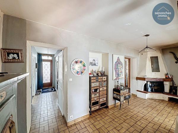 Maison mitoyenne à vendre à Senonches (28250)  135 m² habitables avec combles aménageables et jardin clos