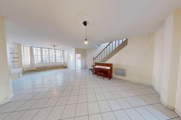 A vendre maison 182m2 avec terrain de 167 m², BEL ANCIEN !