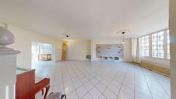 A vendre maison 182m2 avec terrain de 167 m², BEL ANCIEN !