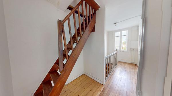 A vendre maison 182m2 avec terrain de 167 m², BEL ANCIEN !