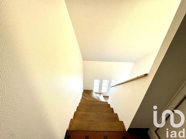 Maison 8 pièces de 140 m² à Paron (89100)