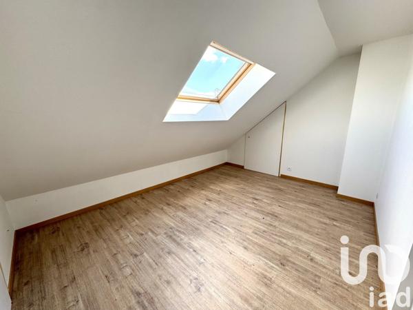 Maison 8 pièces de 140 m² à Paron (89100)