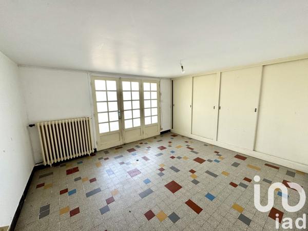 Maison 8 pièces de 140 m² à Paron (89100)