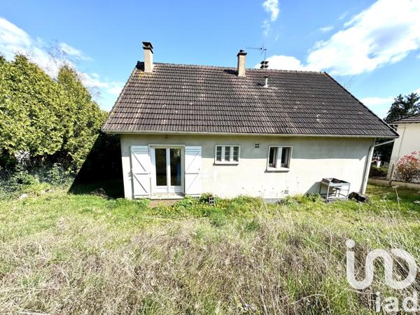 Maison 8 pièces de 140 m² à Paron (89100)