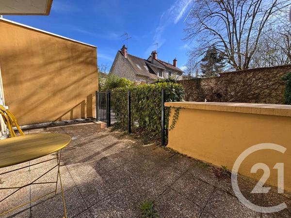 Appartement 2 Pièces à vendre  2 pièces - 55,27 m 2   FONTAINEBLEAU  - 77