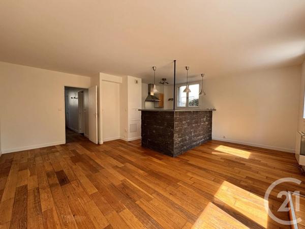 Appartement 2 Pièces à vendre  2 pièces - 55,27 m 2   FONTAINEBLEAU  - 77
