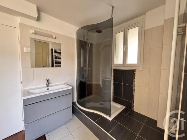 Appartement 2 Pièces à vendre  2 pièces - 55,27 m 2   FONTAINEBLEAU  - 77