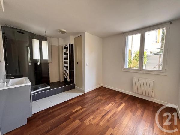 Appartement 2 Pièces à vendre  2 pièces - 55,27 m 2   FONTAINEBLEAU  - 77