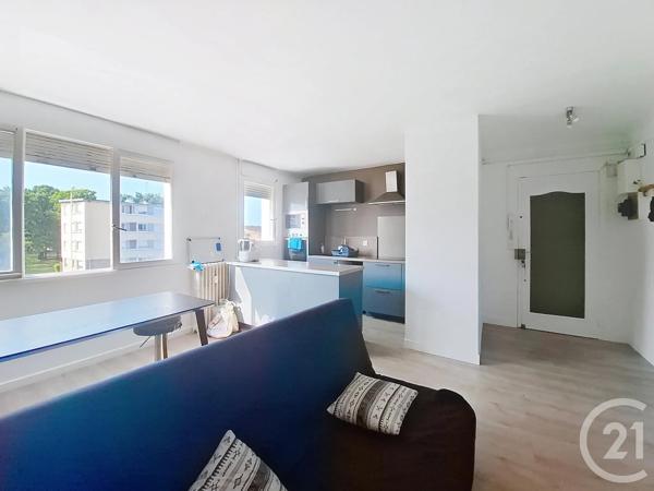 Appartement F4 à vendre  4 pièces - 64,14 m 2   MELUN  - 77