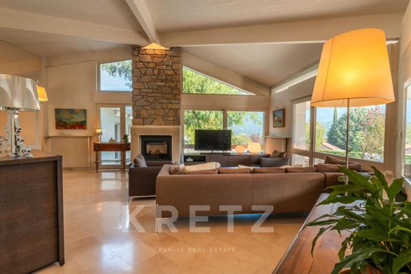 Maison d'architecte Biviers, grand terrain au calme