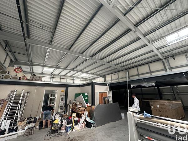 Location local d’activité 300 m² Breuillet