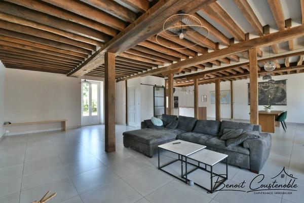 Maison à vendre de 188 m ²- 3 chambres à LABORDE commune de AUXERRE (89) - Terrain 1 740 m² - avec dépendances