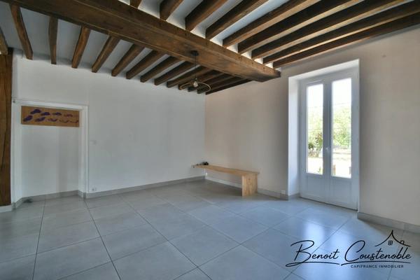 Maison à vendre de 188 m ²- 3 chambres à LABORDE commune de AUXERRE (89) - Terrain 1 740 m² - avec dépendances