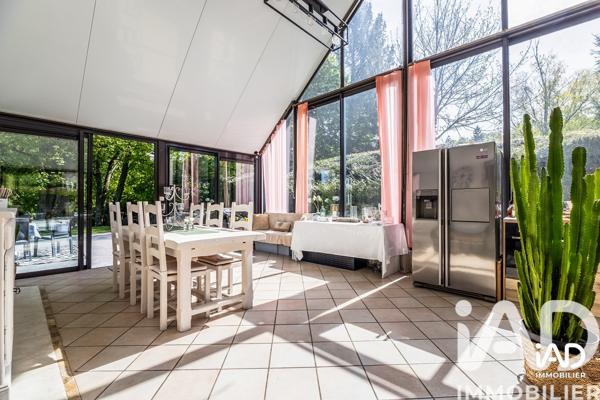 Maison à vendre 10 pièces 232 m² Bornel