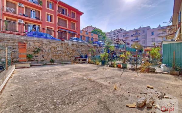 Appartement à vendre    3 pièces • 50 m2 Ajaccio