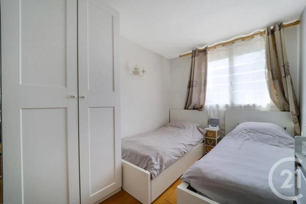 Appartement F3 à vendre  3 pièces - 53 m 2   VANVES  - 92