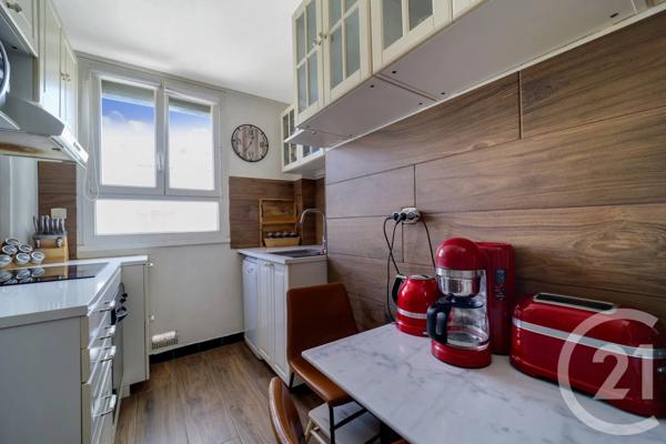 Appartement F3 à vendre  3 pièces - 53 m 2   VANVES  - 92
